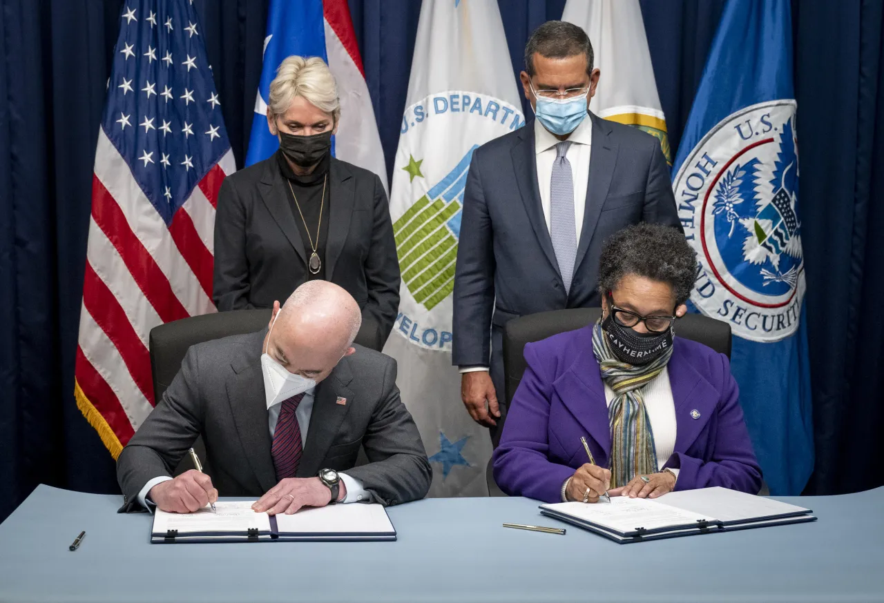 Image: DHS Secretary Alejandro Mayorkas Signs a Memorandum of Understanding (035)