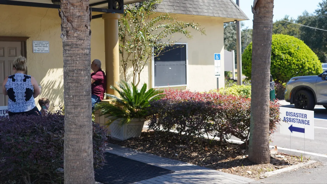 Image: FEMA Assists Survivors at the Winter Springs Civic Center (1)