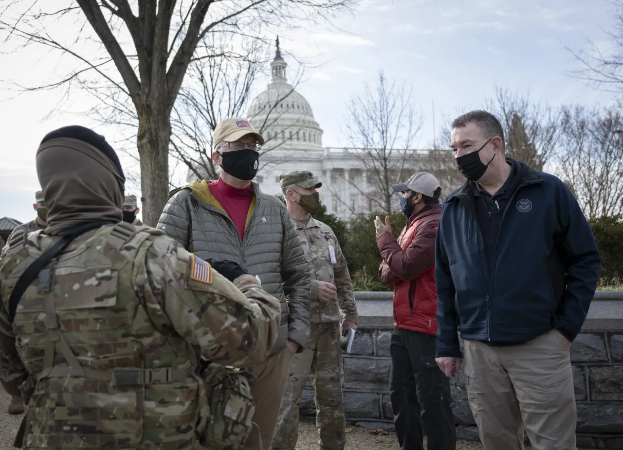 Image: Acting Secretary Gaynor Tours the U.S. Capitol (15)