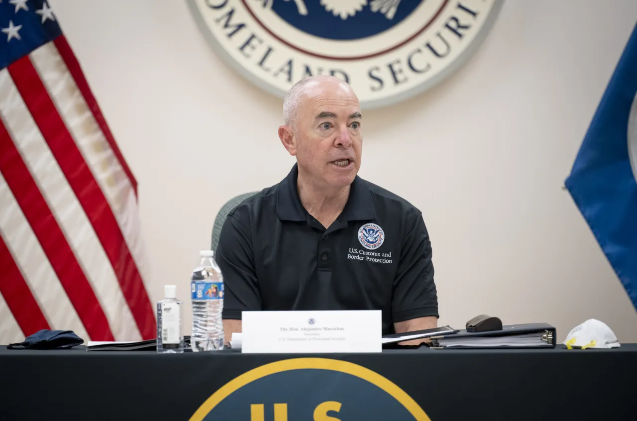 Image: DHS Secretary Alejandro Mayorkas Meets with Law Enforcement Officials (9)