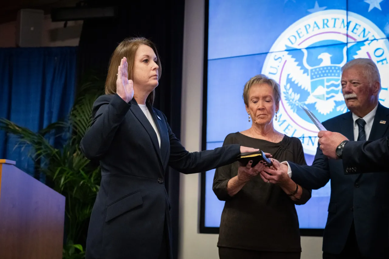 Image: DHS Secretary Alejandro Mayorkas Swears In Director of USSS (015)