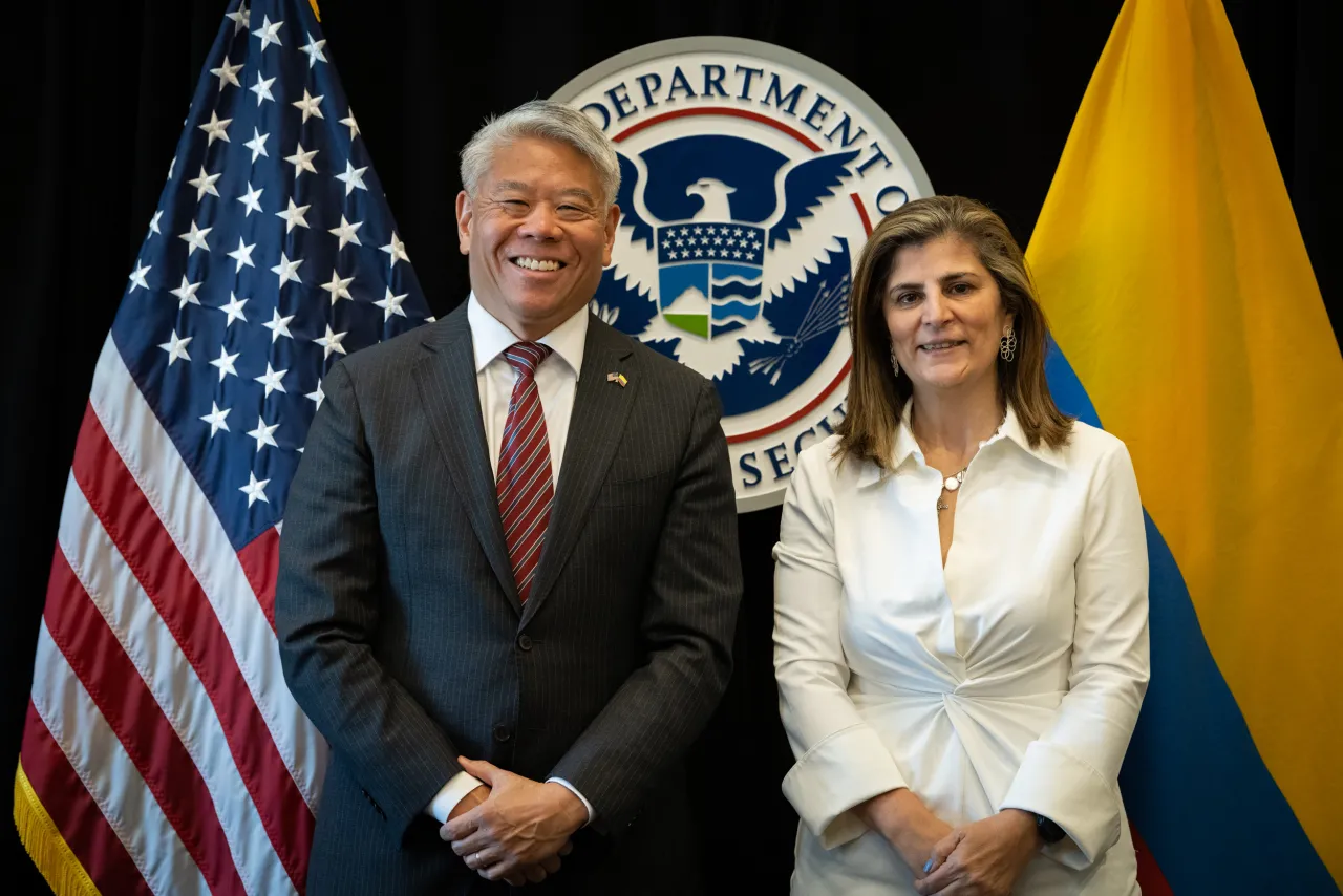 Image: DHS Deputy Secretary John Tien Meets with Colombian Deputy Minister for Multilateral Affairs (018)