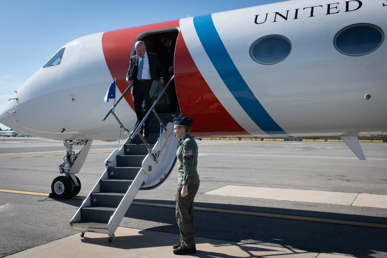 Image: DHS Secretary Alejandro Mayorkas Travels to NY and NJ (001)