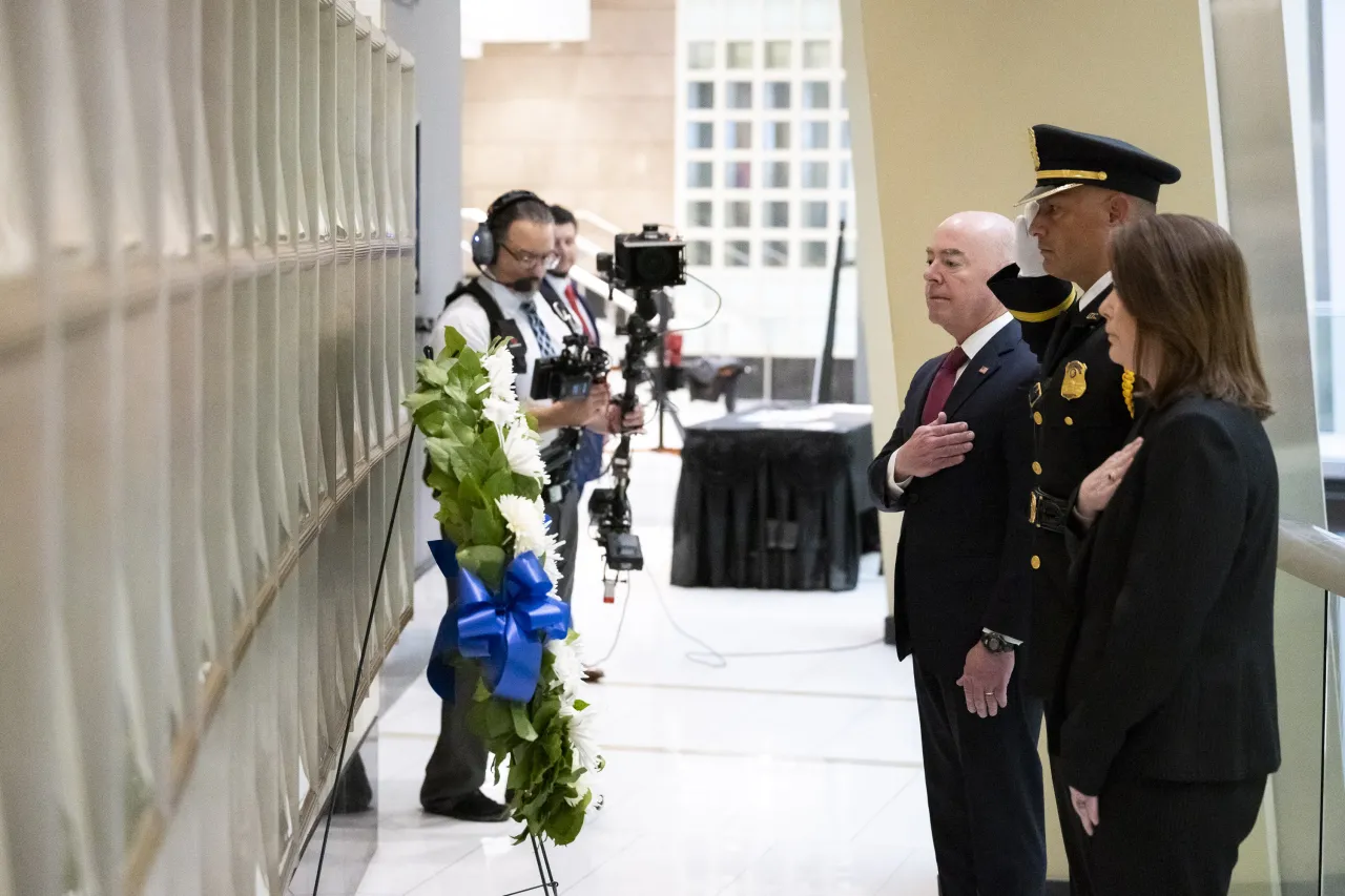 Image: DHS Secretary Alejandro Mayorkas Attends USSS Wall of Honor Ceremony  (025)