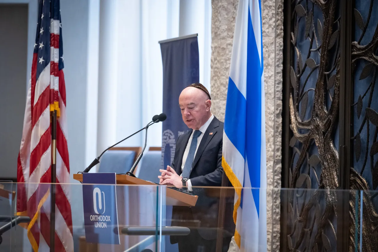 Image: DHS Secretary Alejandro Mayorkas Gives Remarks at Orthodox Union Event (013)