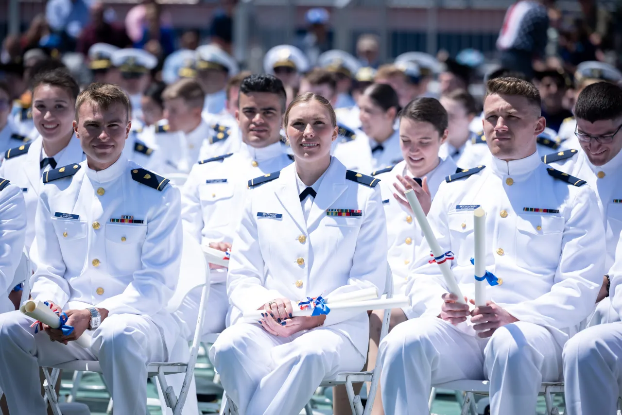 Image: DHS Secretary Alejandro Mayorkas Delivers Remarks at USCG Academy Commencement Address 2023 (054)