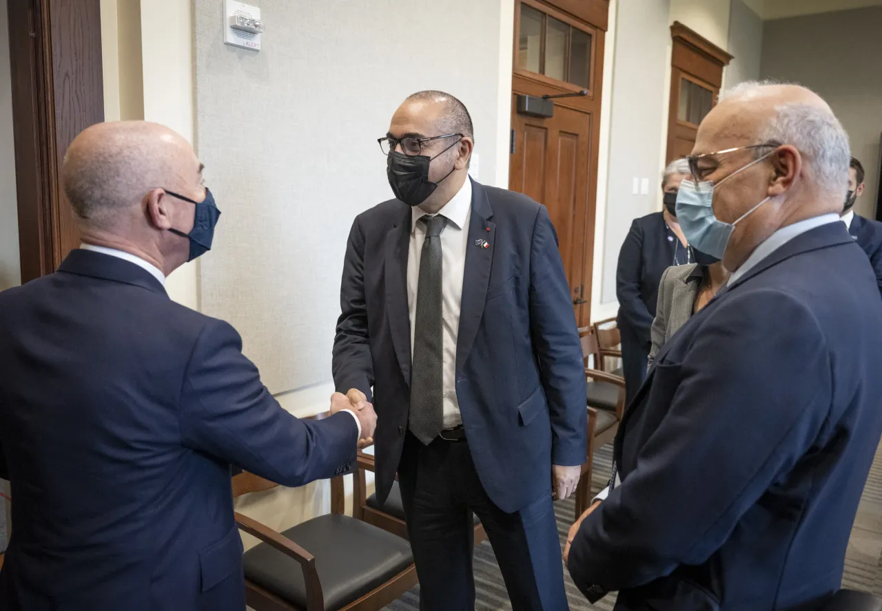 Image: DHS Secretary Alejandro Mayorkas Meets with Laurent Nuñez (3)