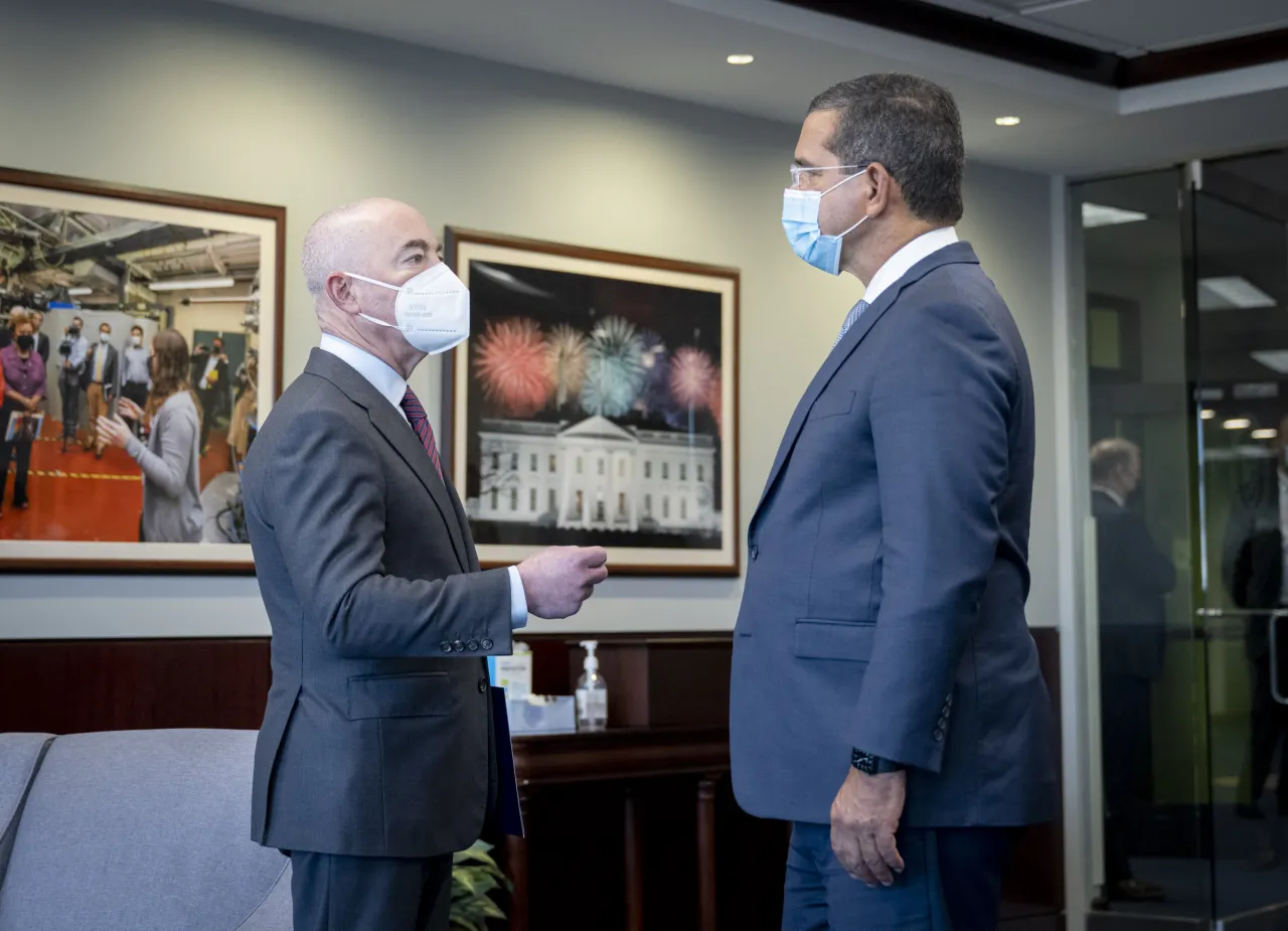 Image: DHS Secretary Alejandro Mayorkas Signs a Memorandum of Understanding (024)