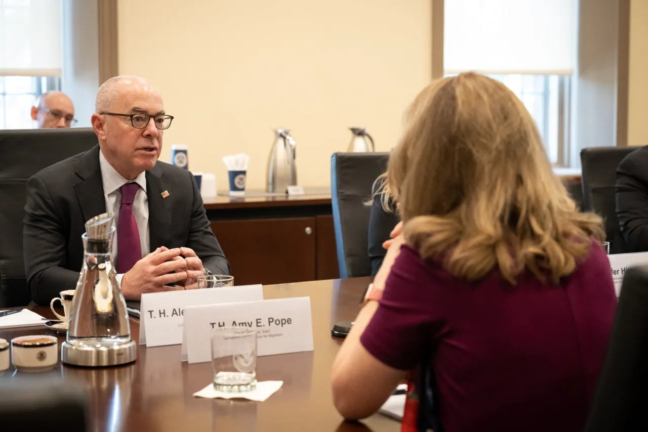 Image: DHS Secretary Alejandro Mayorkas Meets with the IOM Director General-Elect Amy Pope  (006)