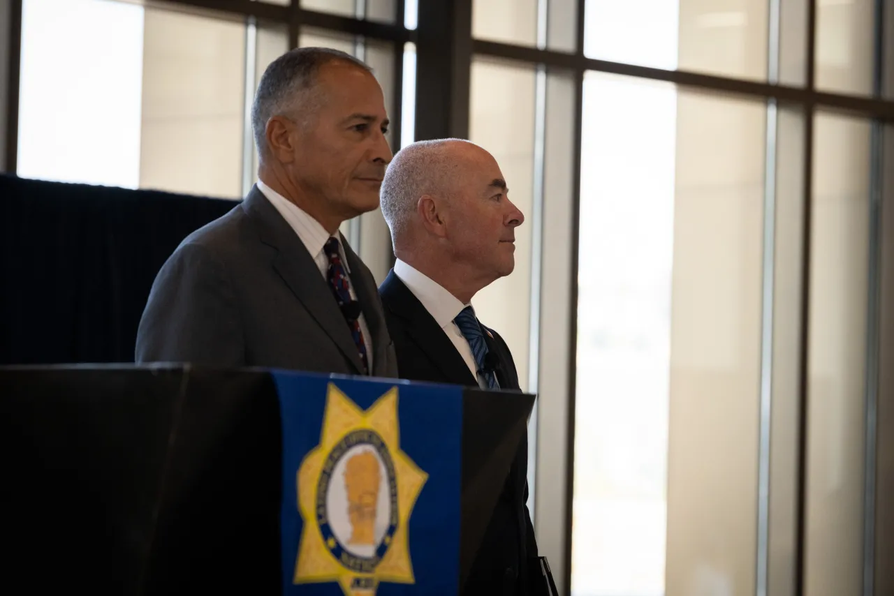 Image: DHS Secretary Alejandro Mayorkas Travels to San Diego, CA (020)