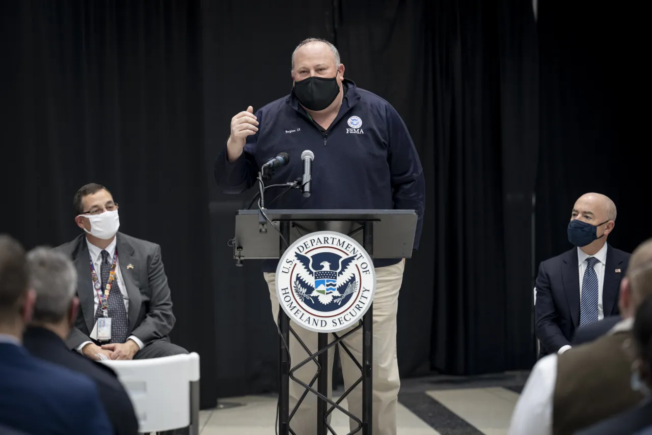Image: DHS Secretary Alejandro Mayorkas Participates in OAW Appreciation Event (006)