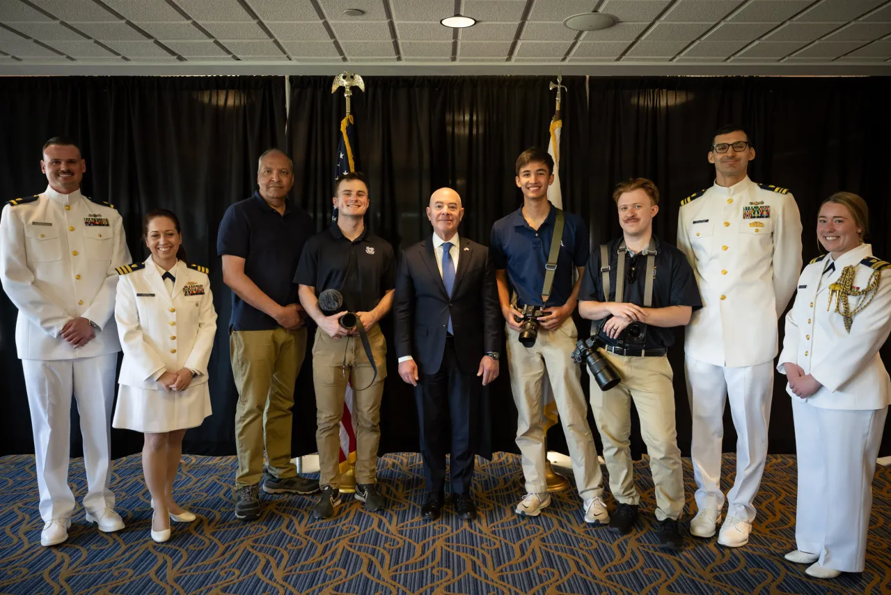 Image: DHS Secretary Alejandro Mayorkas Delivers Remarks at USCG Academy Commencement Address 2023 (089)