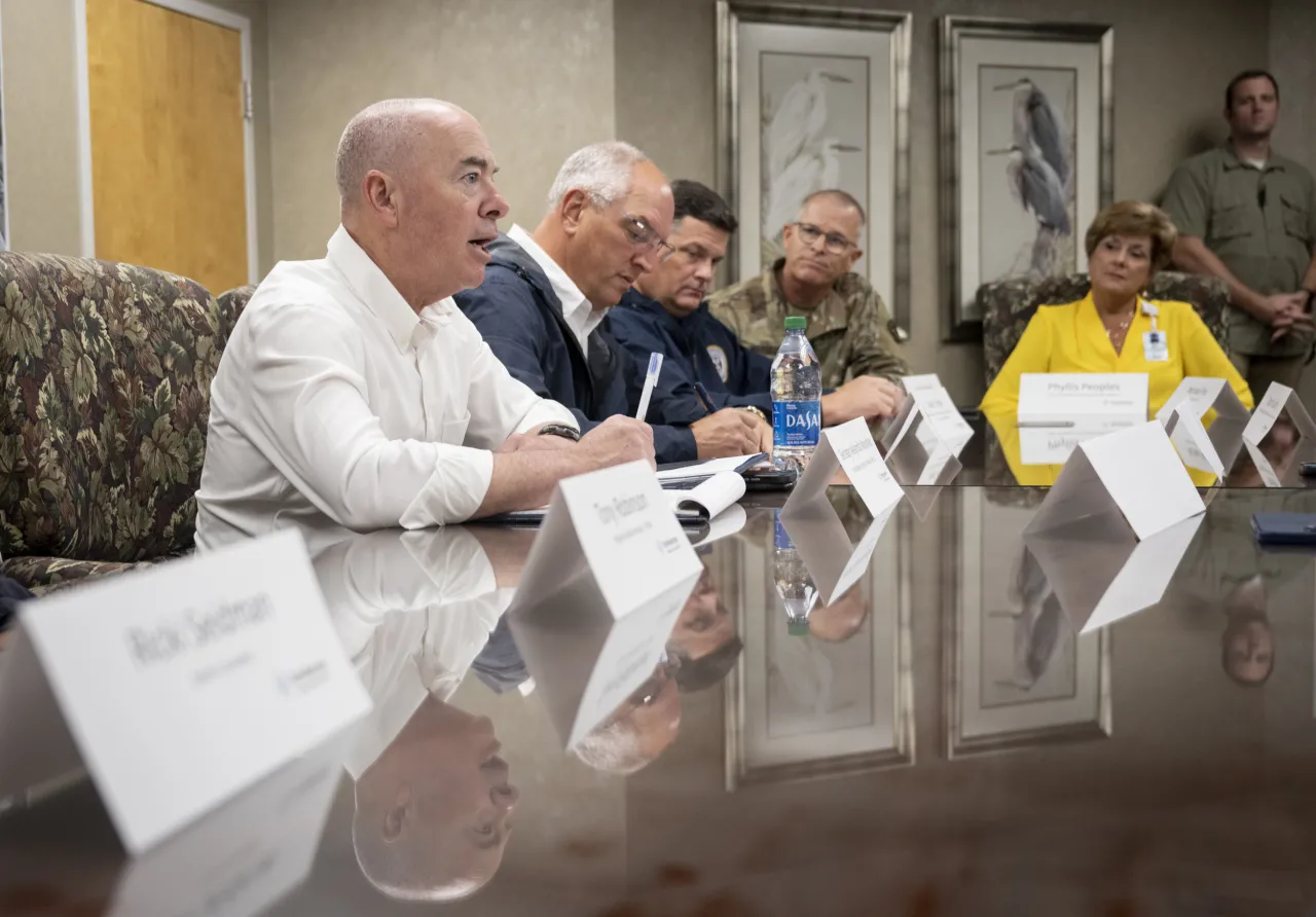 Image: DHS Secretary Alejandro Mayorkas Tours Terrebonne General Hospital (020)