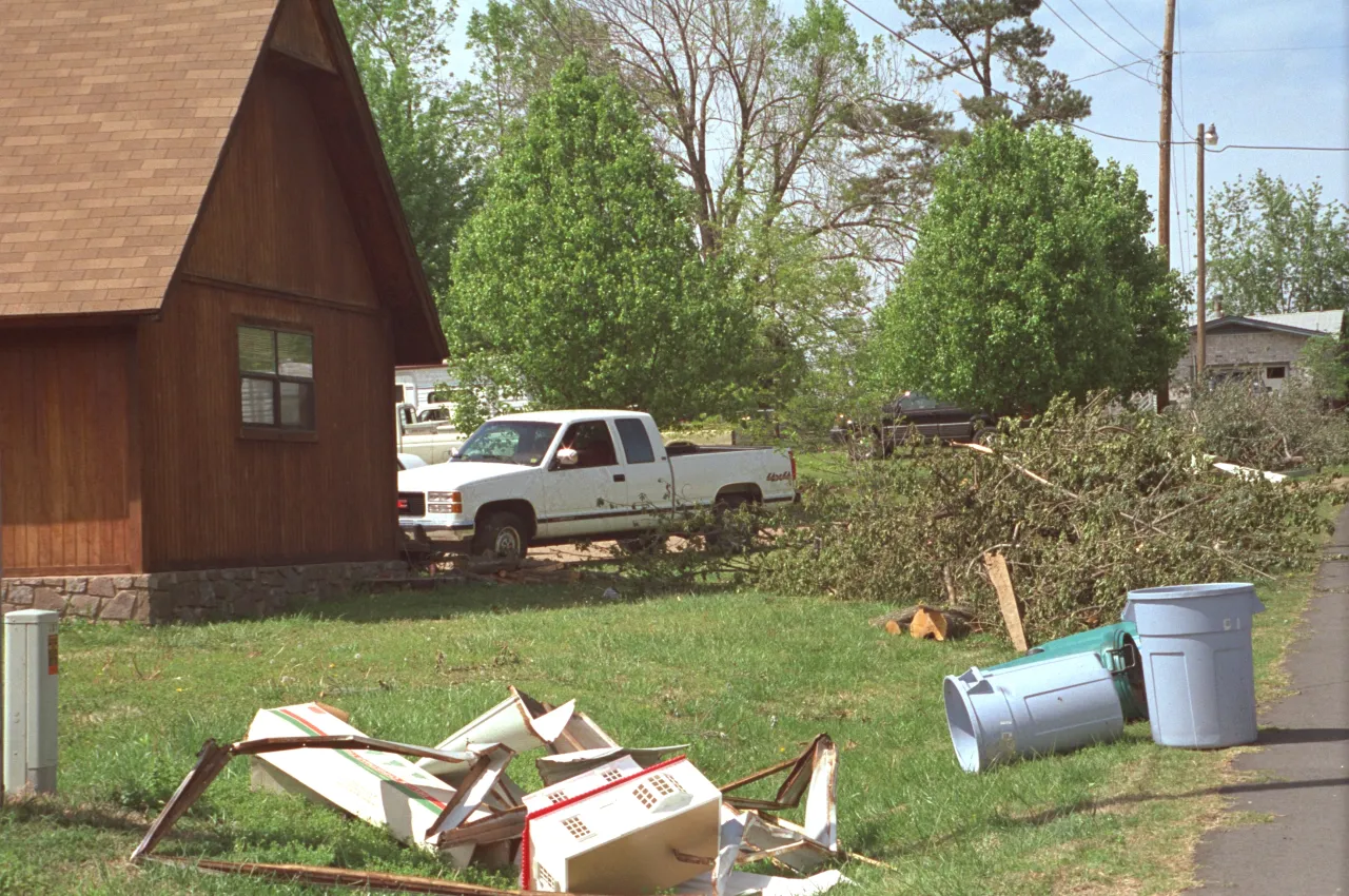 Image: Hurricane Andrew - Houses and Businesses Damaged (27)