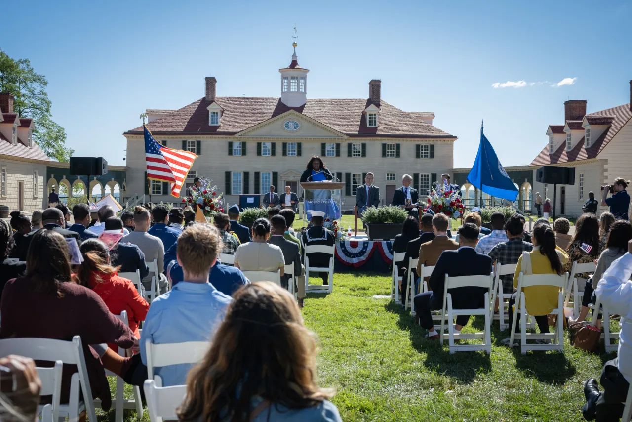 Image: DHS Deputy Secretary John Tien Participates in a Naturalization Ceremony in Mount Vernon, Va. (003)