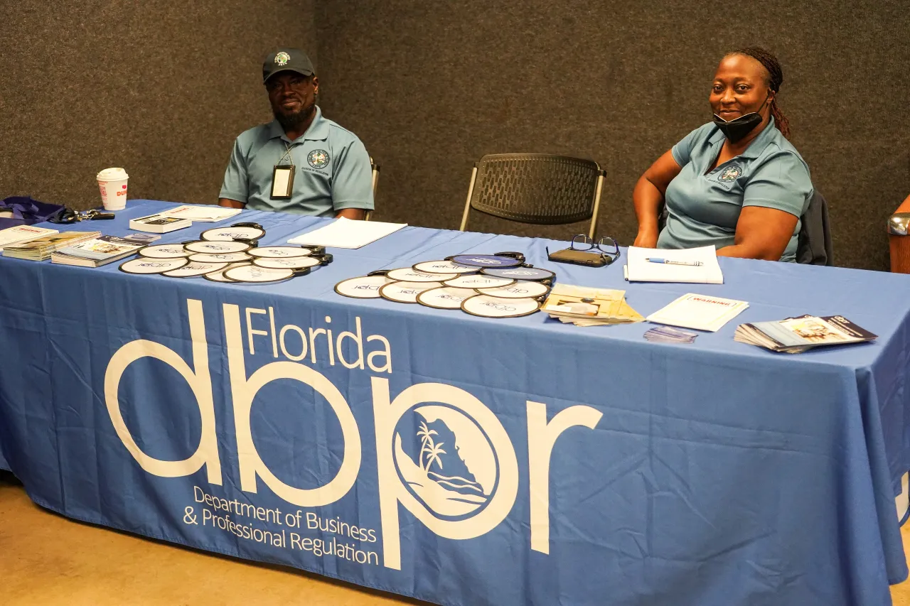 Image: FEMA Disaster Recovery Center in Orlando (6)