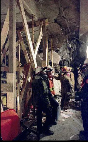 Image: Oklahoma City Bombing - Search and Rescue team surveys the damage (5)