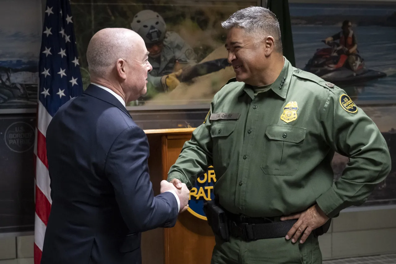 Image: DHS Secretary Alejandro Mayorkas Says Farewell to CBP Deputy Commissioner and Chief Ortiz    (002)