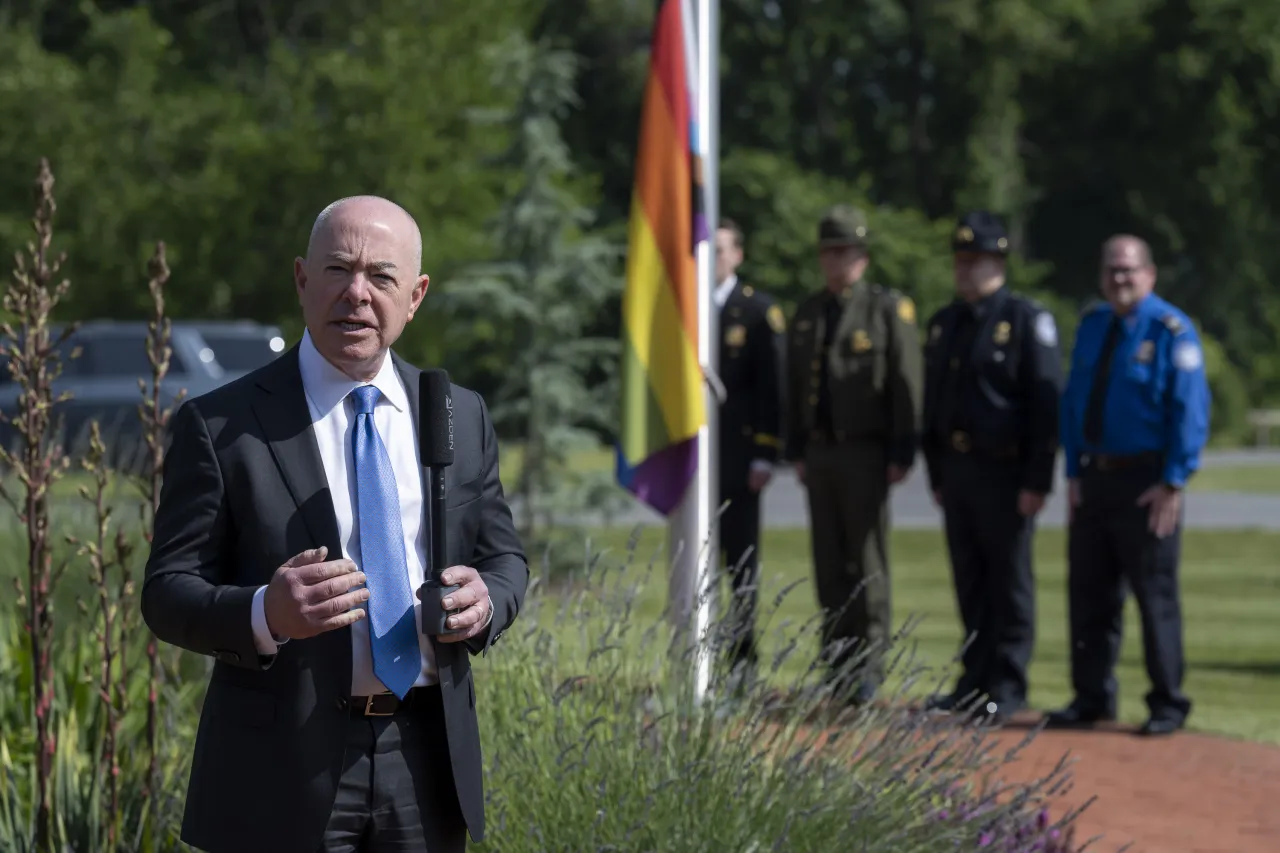 Image: DHS Headquarters Raises Pride Flag  (003)