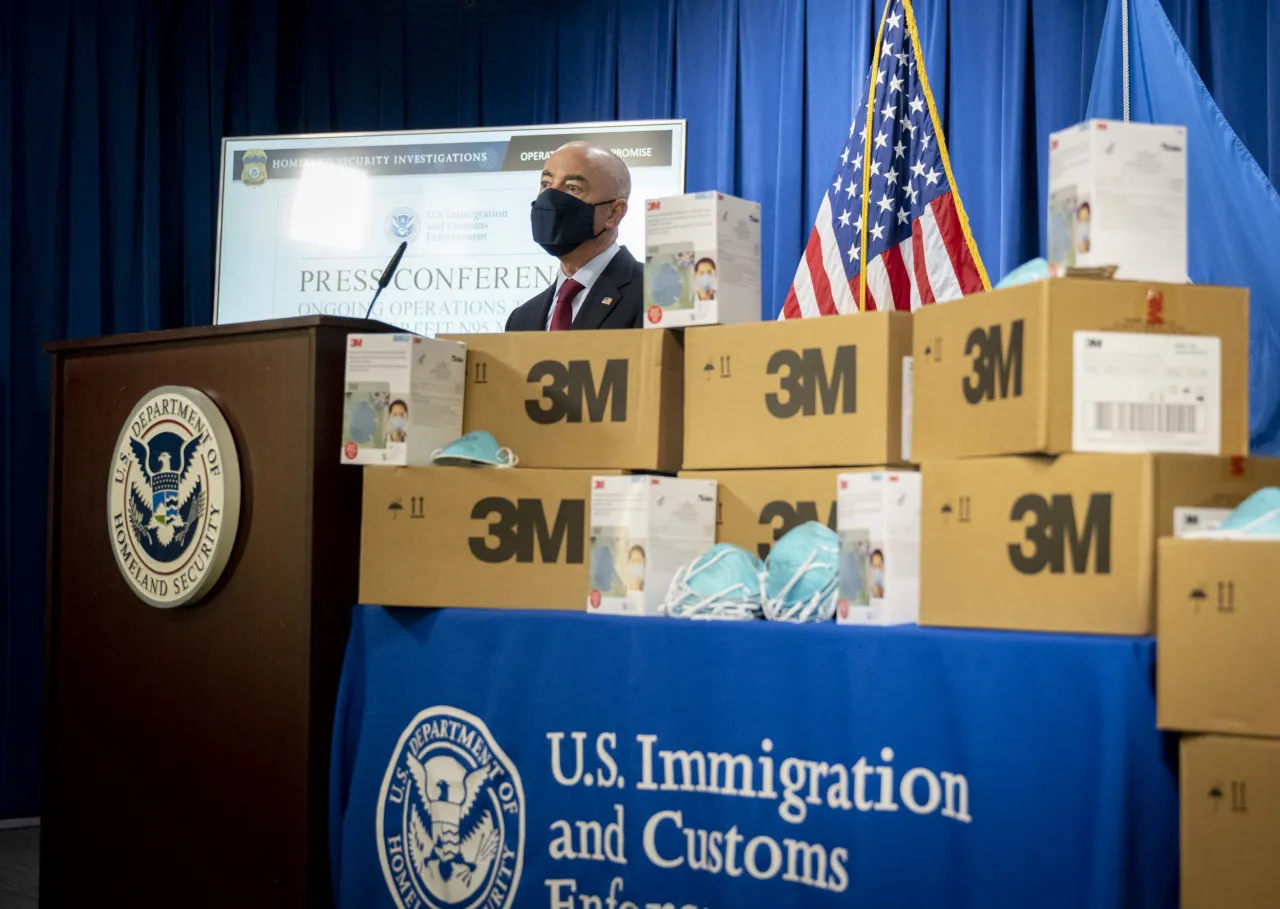 Image: DHS Secretary Mayorkas Press Conference on Counterfeit N95 Masks (11)