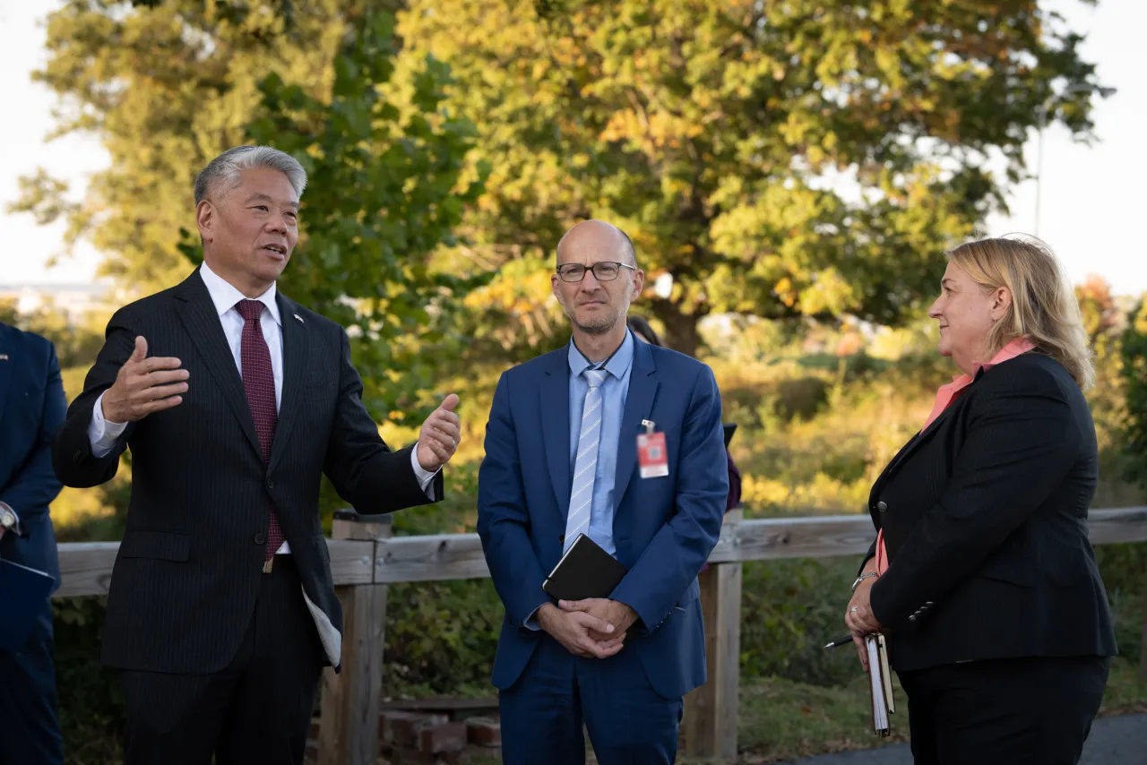 Image: DHS Deputy Secretary John Tien Meets with French Secretary General for Defense and National Security (003)