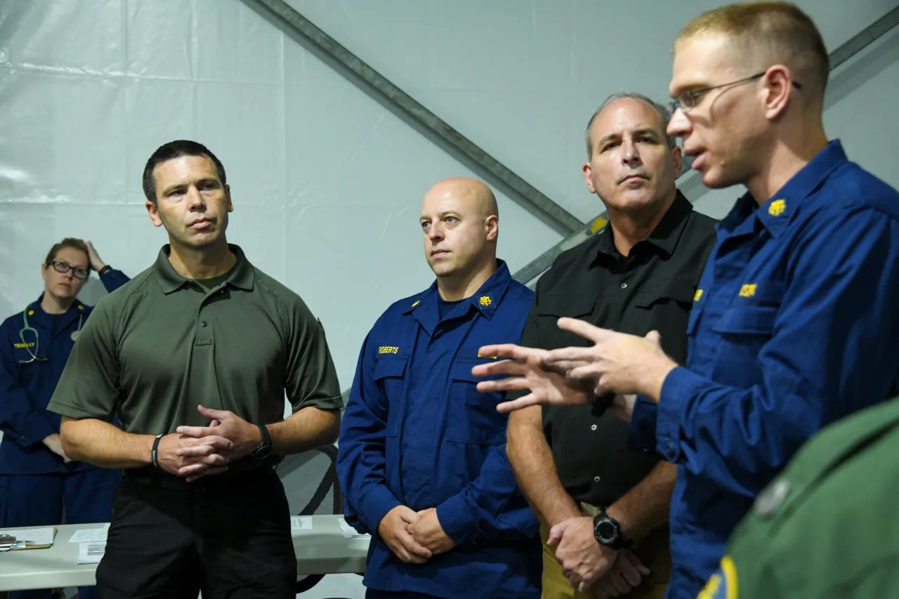 Image: Acting Secretary McAleenan Tours USBP Soft-Sided Facility (5)