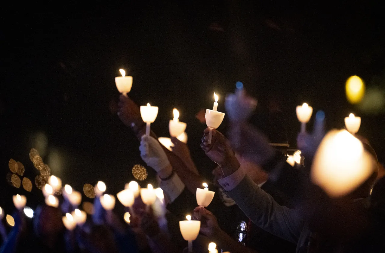 Image: DHS Secretary Alejandro Mayorkas Participates in NLEOMF Candlelight Vigil (033)