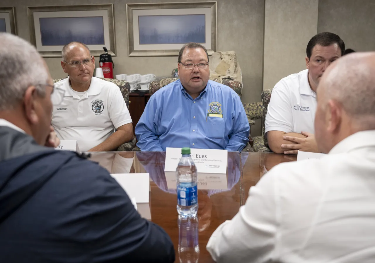 Image: DHS Secretary Alejandro Mayorkas Tours Terrebonne General Hospital (014)