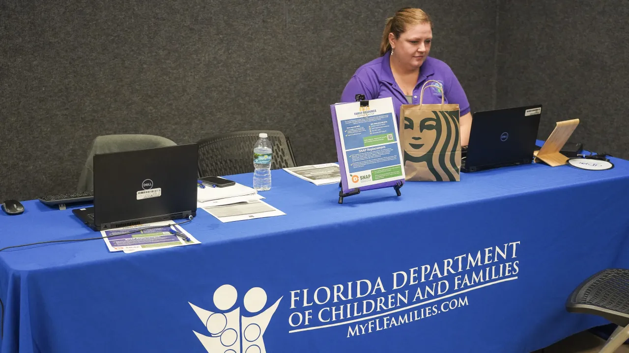 Image: FEMA Disaster Recovery Center in Orlando (2)