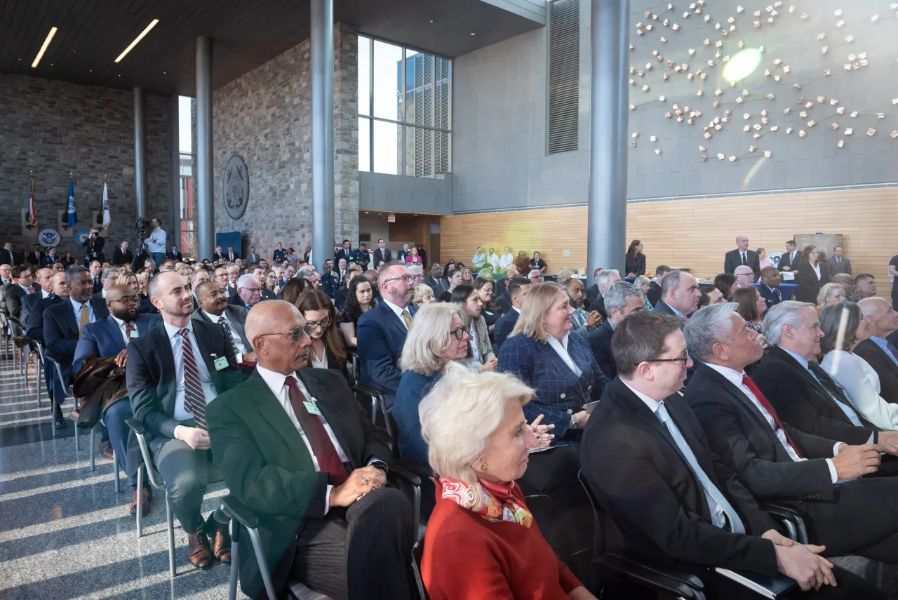 Image: DHS Secretary Jeh Johnson Portrait Unveiling (033)