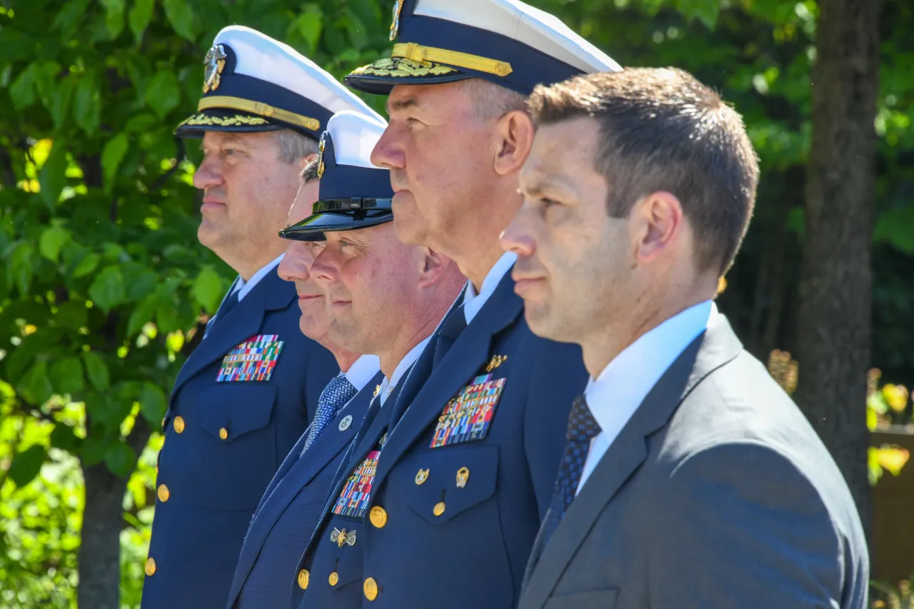 Image: Acting Secretary Kevin McAleenan Attends Coast Guard Memorial Day Event (4)