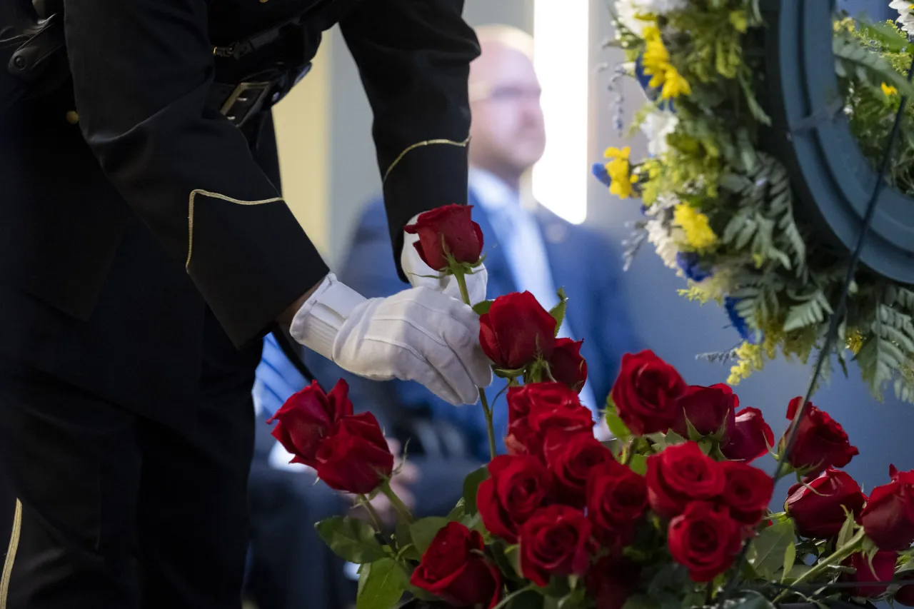 Image: DHS Secretary Alejandro Mayorkas Attends ICE Valor Memorial and Wreath Laying  (031)