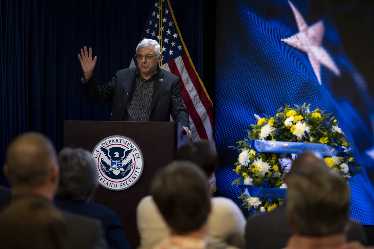 Image: DHS Secretary Alejandro Mayorkas Attends ICE Valor Memorial and Wreath Laying  (019)