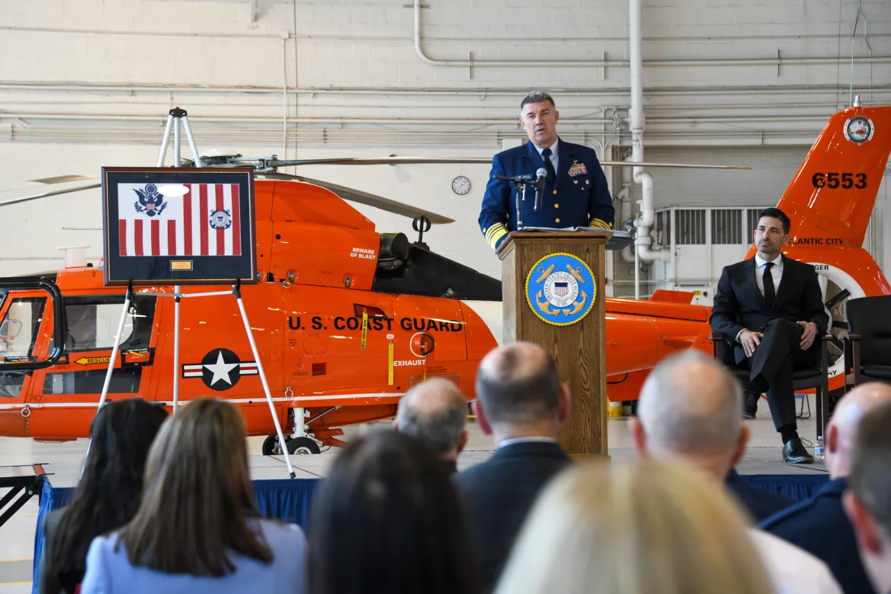 Image: US Coast Guard Service Secretary Recognition Ceremony (27)