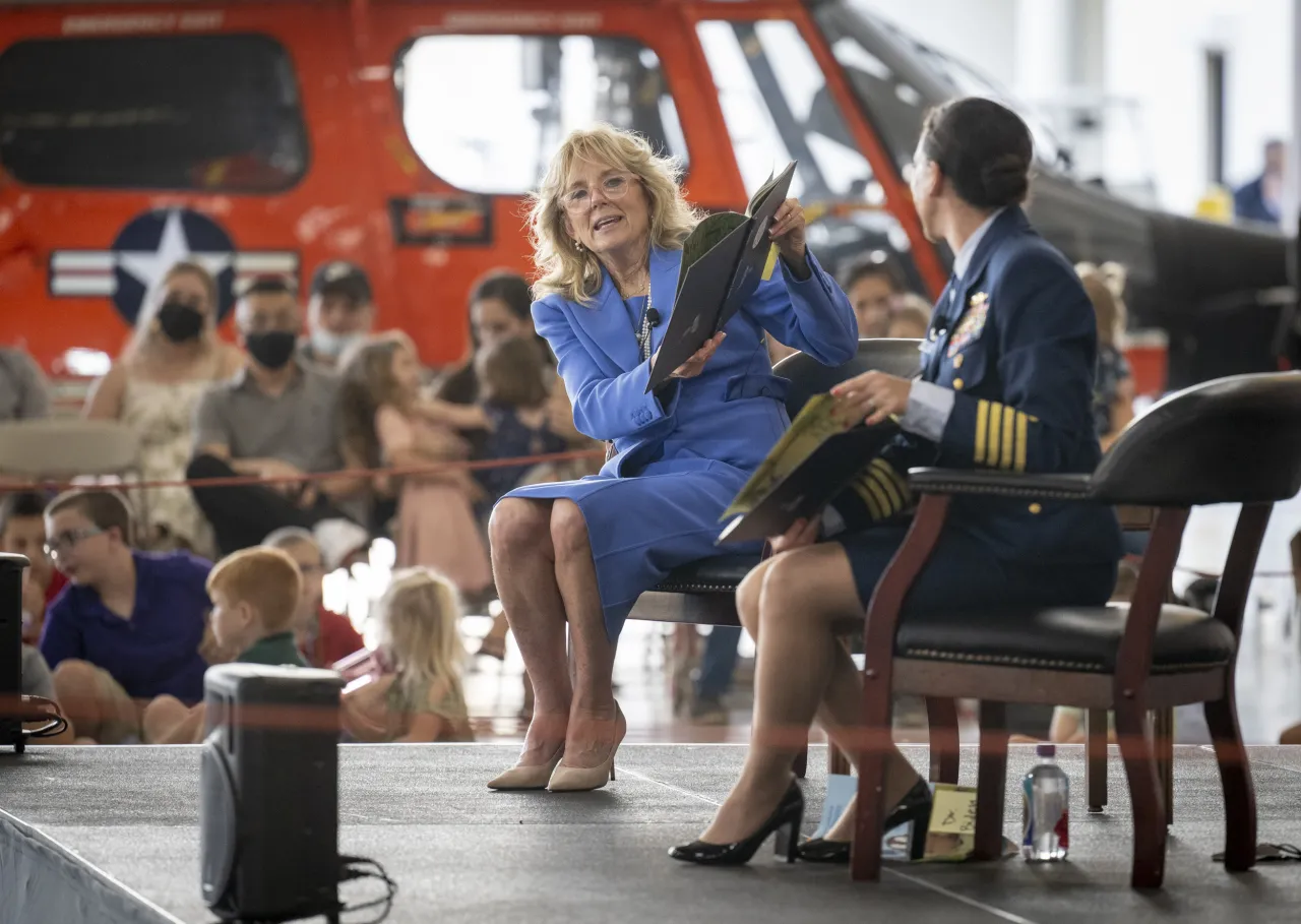 Image: DHS Deputy Secretary Participates in Listening Session and Book Reading with First Lady (146)