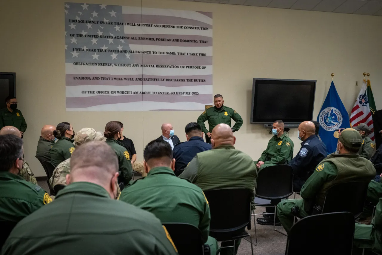 Image: DHS Secretary Alejandro Mayorkas Visits USBP El Paso Station (004)