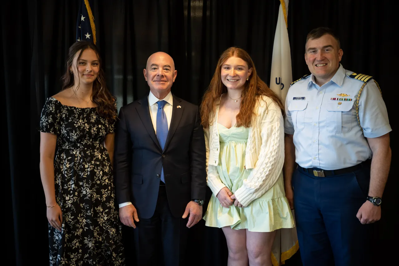 Image: DHS Secretary Alejandro Mayorkas Delivers Remarks at USCG Academy Commencement Address 2023 (087)