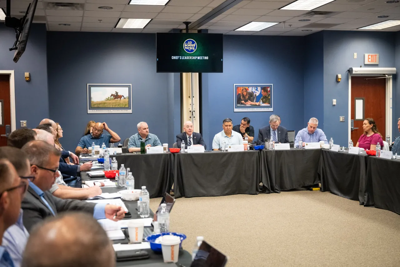 Image: DHS Secretary Alejandro Mayorkas Visits U.S. Border Patrol Tucson Sector Headquarters (018)