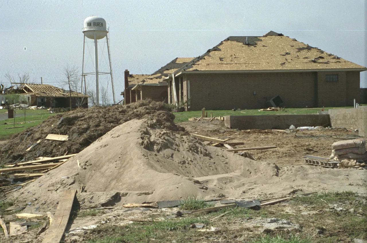 Image: Hurricane Andrew - Houses and Businesses Damaged (21)