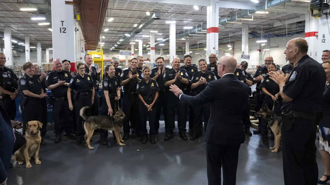 Image: DHS Secretary Alejandro Mayorkas Tours the CBP IMF at JFK (089)