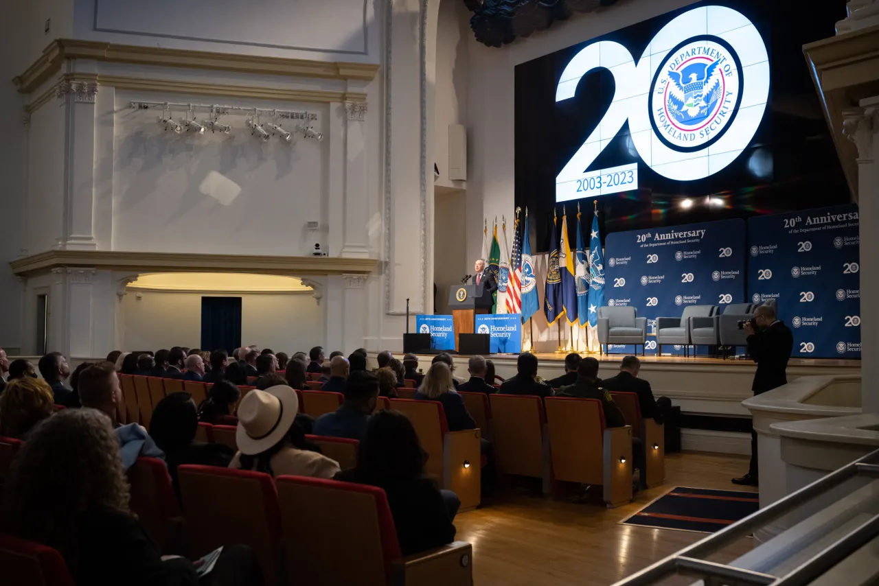 Image: DHS Celebrates 20th Anniversary (009)