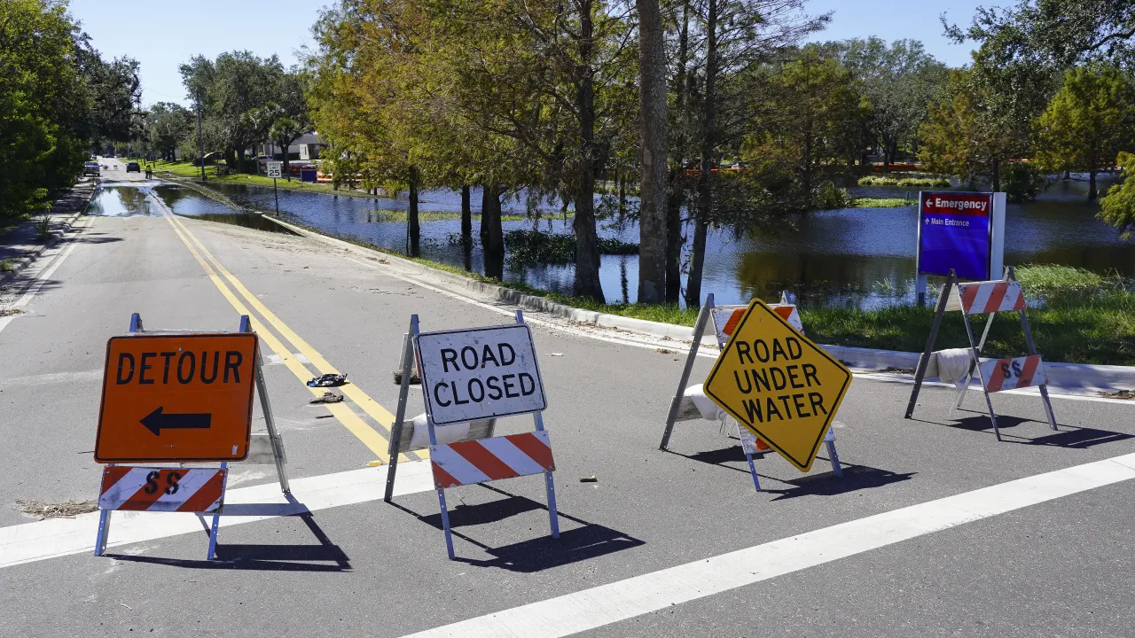 Image: Lake Monroe Hospital Grounds Flooded (2)