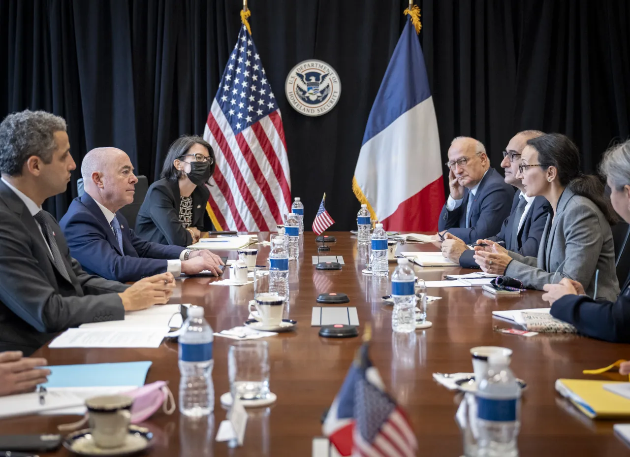 Image: DHS Secretary Alejandro Mayorkas Meets with Laurent Nuñez (11)