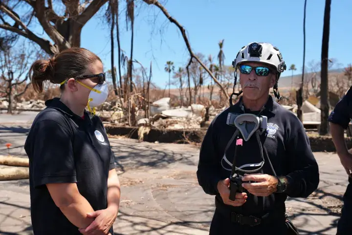 Image: FEMA Associate Administrator Bink Surveys Hawaii Wildfire Damage