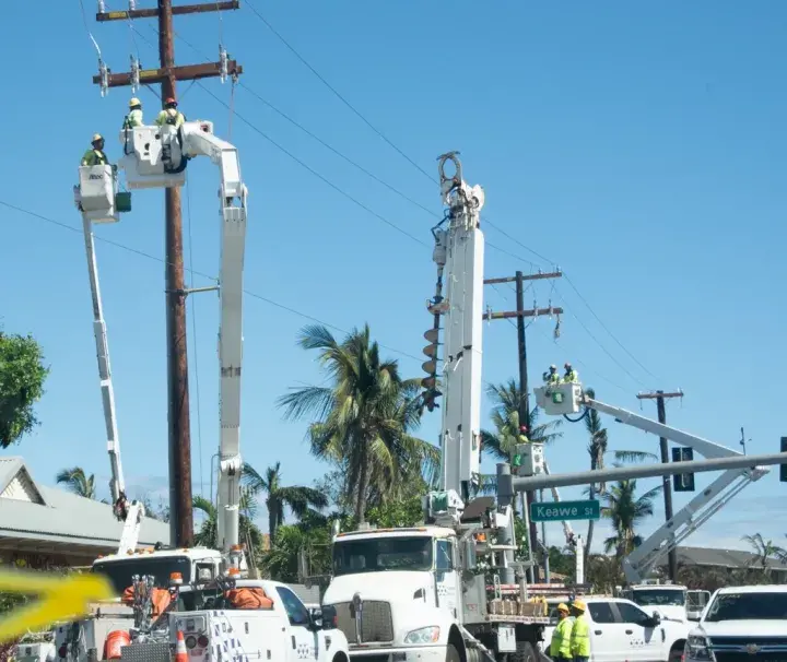 Image: Communications and Power Being Worked After Hawaii Wildfires