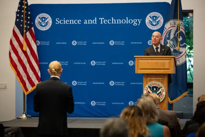 Image: DHS Secretary Alejandro Mayorkas Gives Remarks at Science and Technology Office Opening  (003)