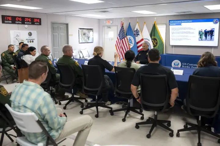 Image: DHS Acting Deputy Secretary Kristie Canegallo Visits the Border Patrol El Paso Hardened Facility   (062)