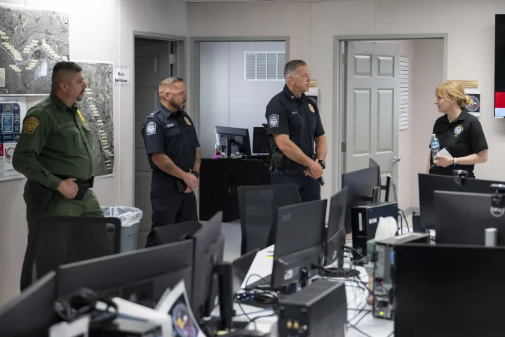 Image: DHS Acting Deputy Secretary Kristie Canegallo Visits the Border Patrol El Paso Hardened Facility   (064)