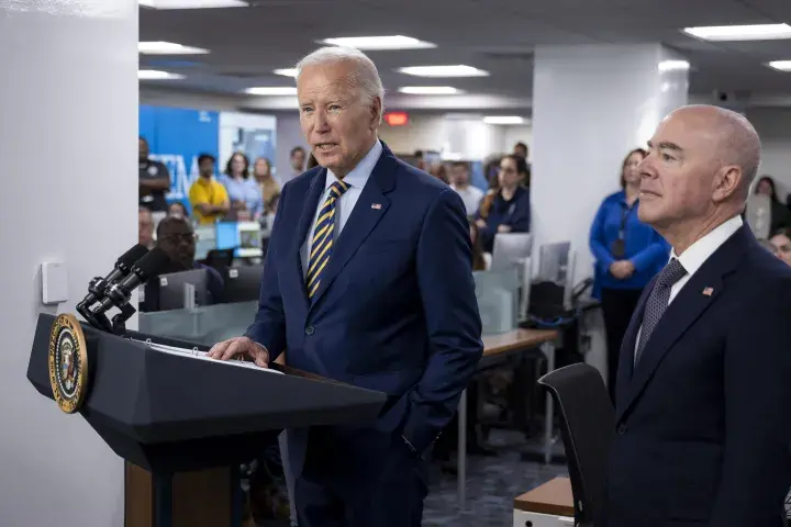 Image: DHS Secretary Alejandro Mayorkas Joins US President Joe Biden at FEMA Headquarters  (053)