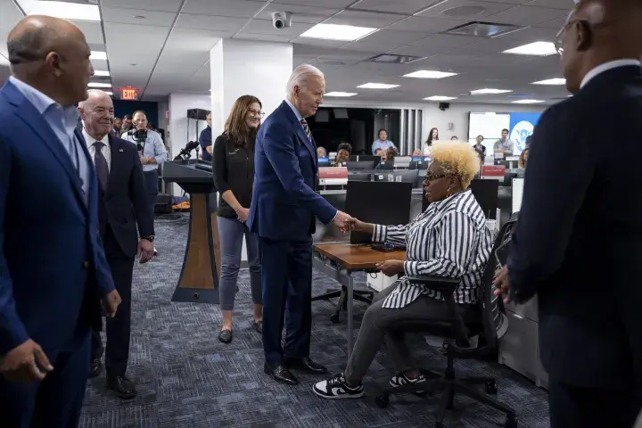 Image: DHS Secretary Alejandro Mayorkas Joins US President Joe Biden at FEMA Headquarters  (066)